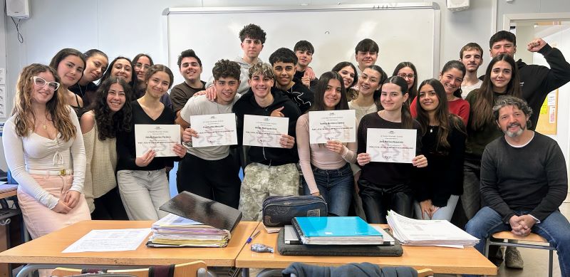 Grup d'estudiants d'economia de 2n de batxillerat curs 25-26