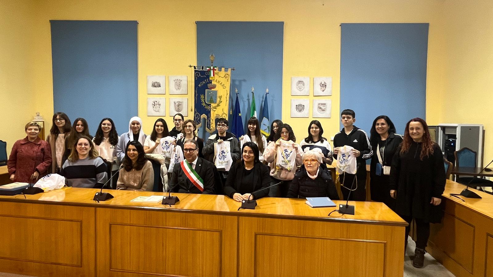 WhatsApp Image 2025-03-19 at 18.38.15