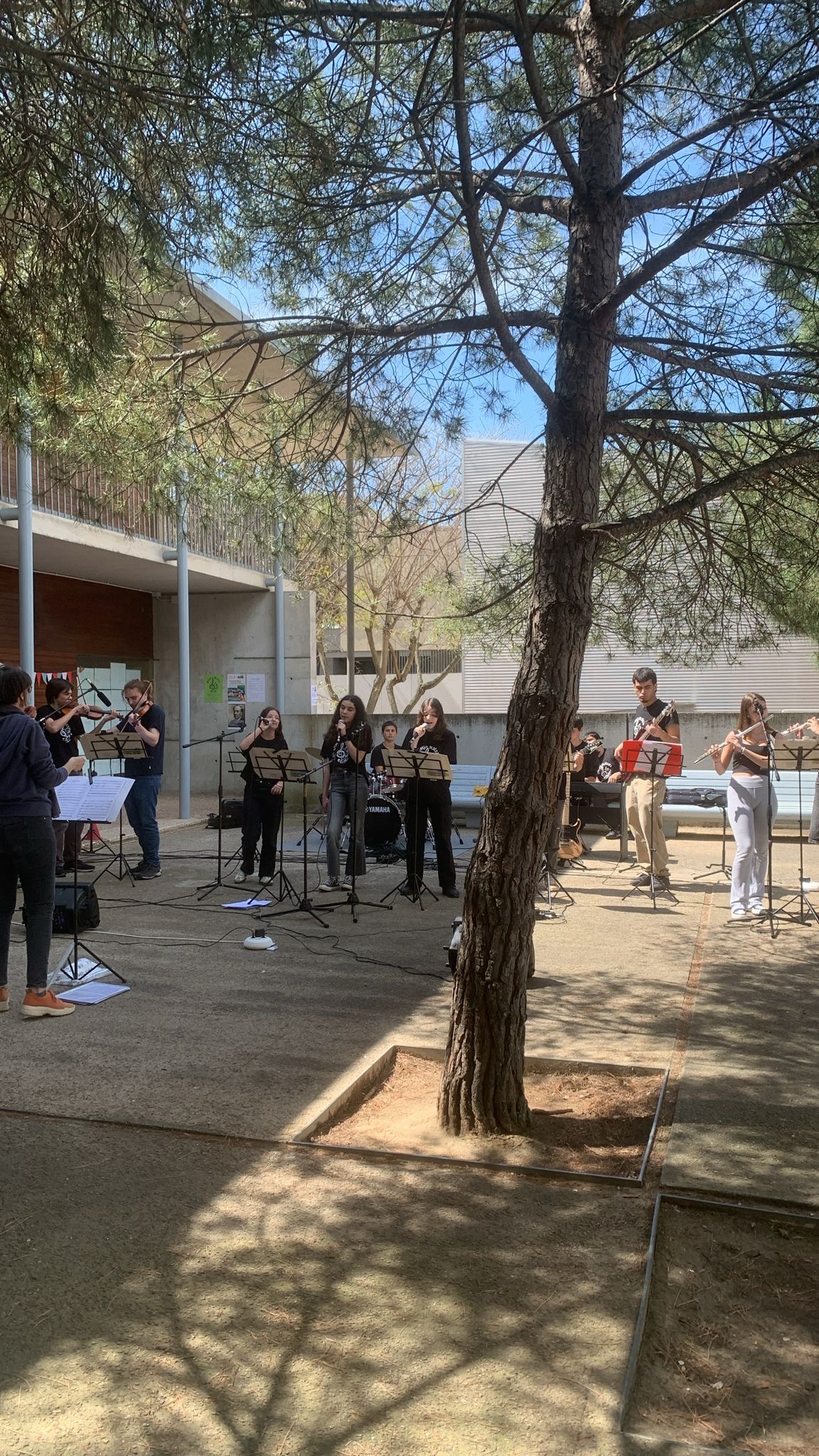 0f7bb879-7fc1-4b23-8338-dc3e8de2ab64