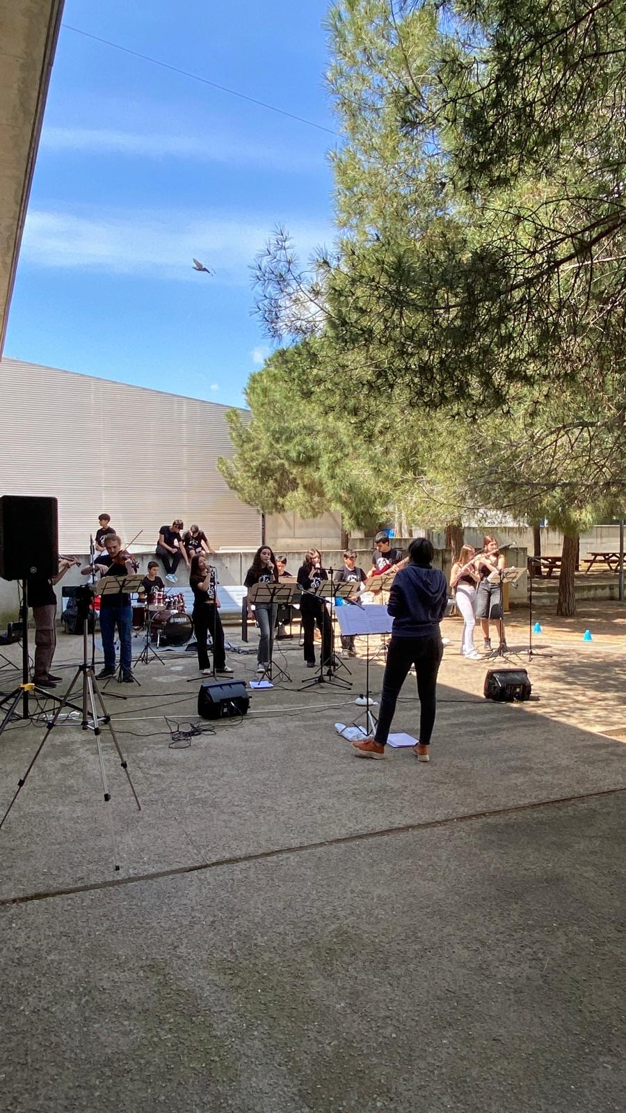 875e8c82-9404-42f3-b4d4-906d24998b56