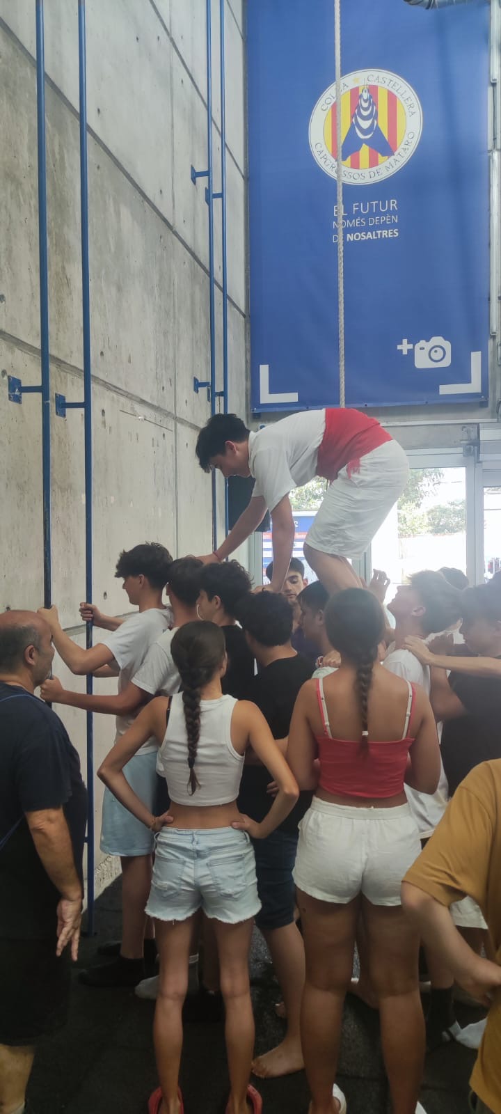 16c368df-a963-462d-8587-cf1b1d295448