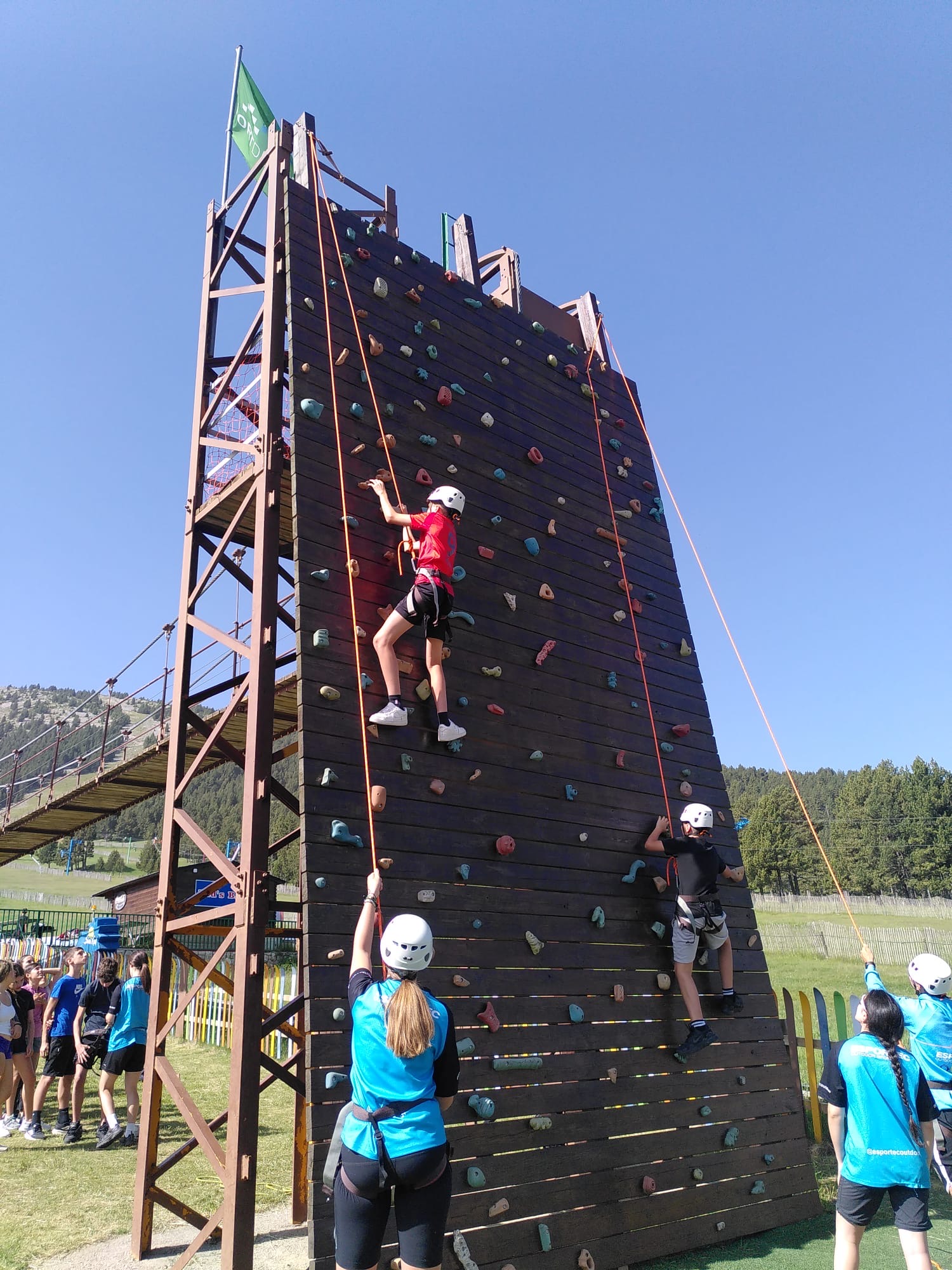 3058da9c-8254-4251-8db6-700ec09d7d17