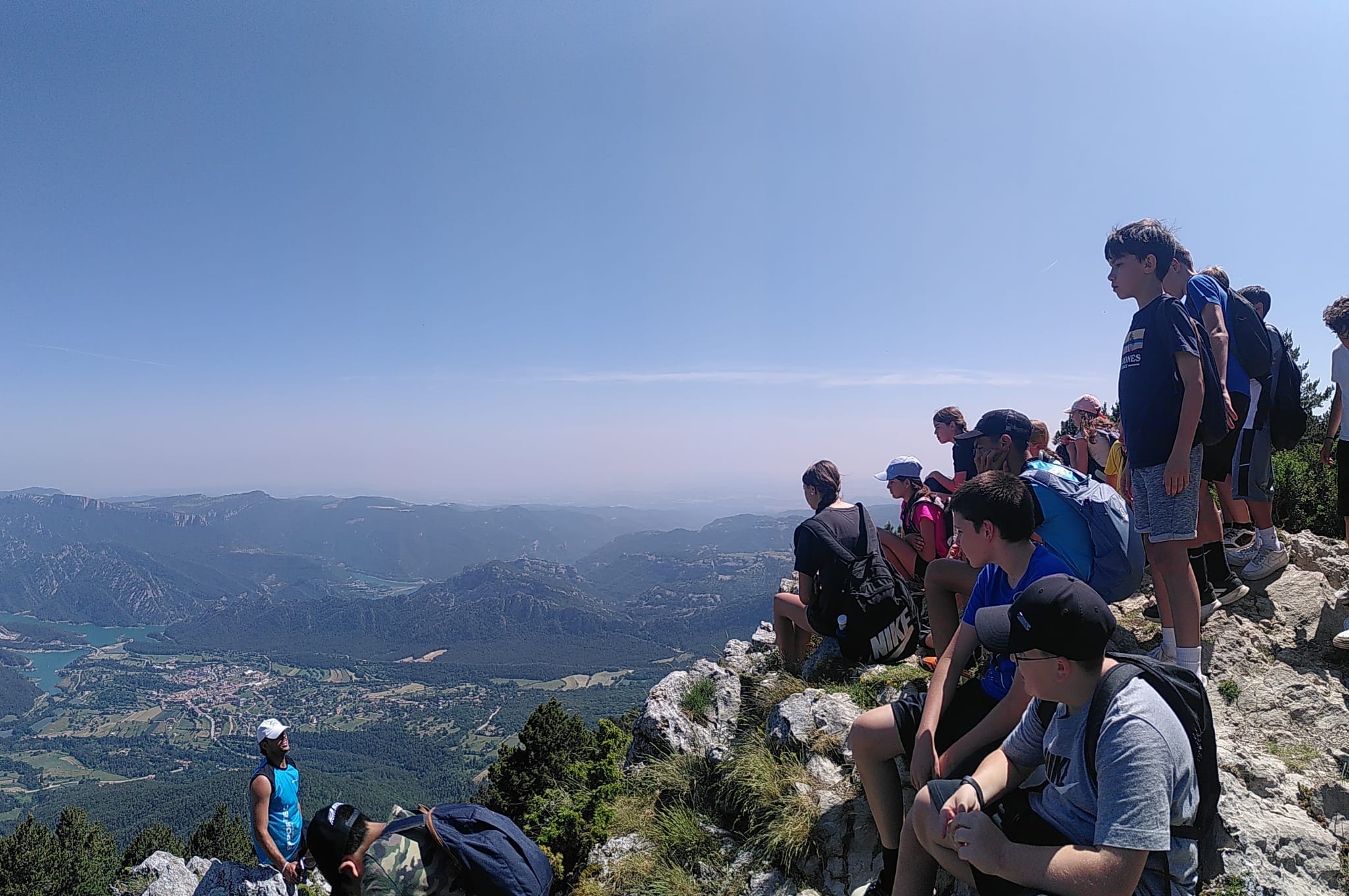 3a33bf76-c7d7-42a6-ae7f-a65a8494897c