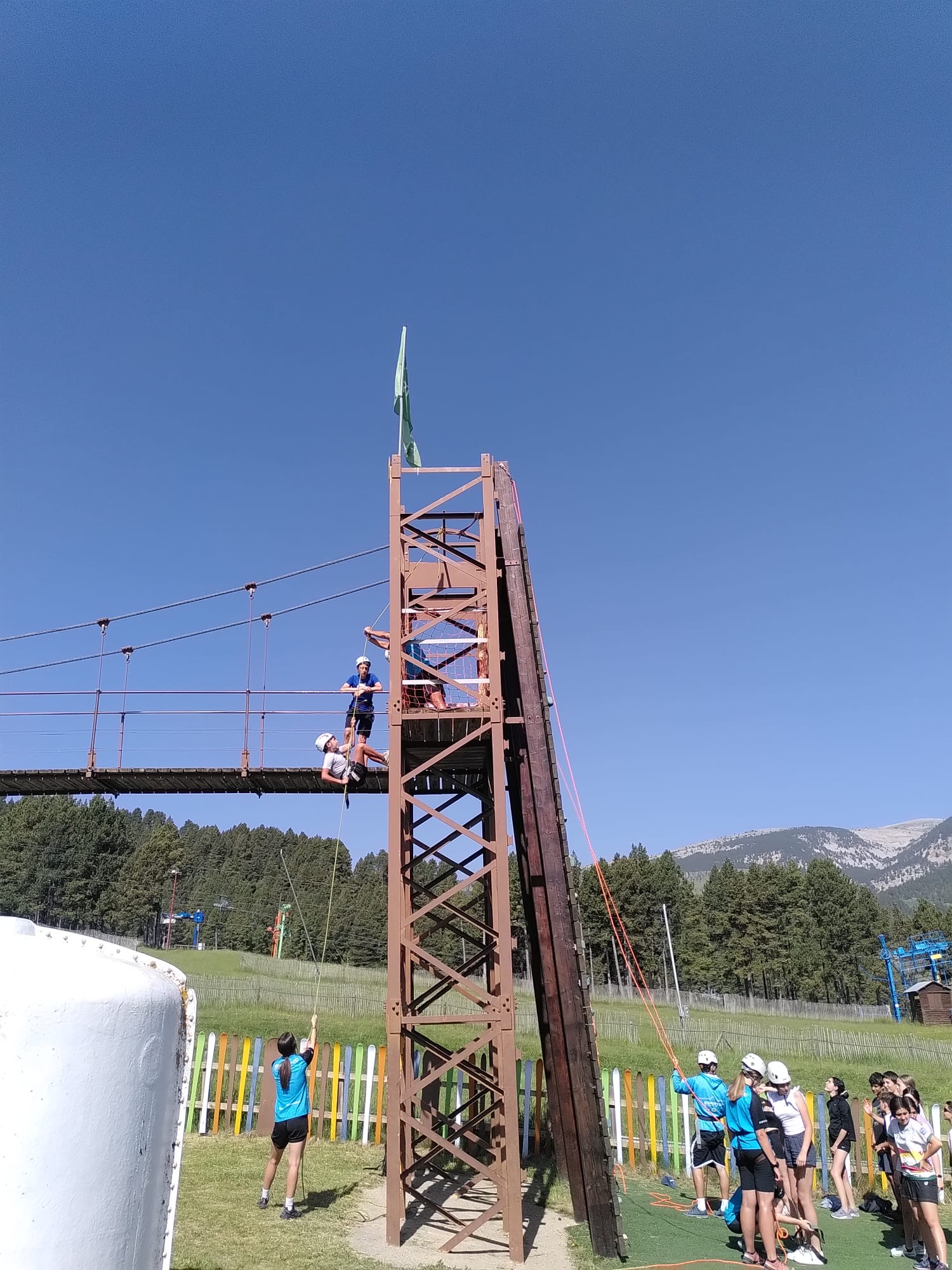 41d24165-b4ff-4ec3-b3c9-2ba235ee1c56