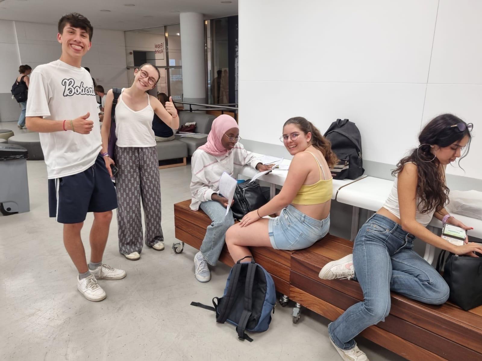 4552c260-e4b9-4879-89e3-d0ad91cb7066