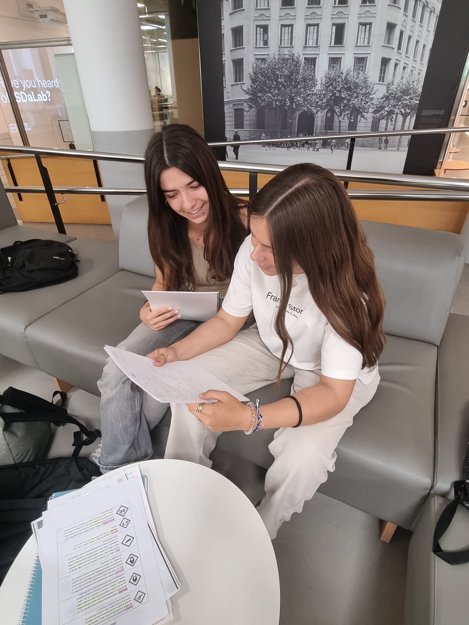 6dc999c3-10f2-43dc-91bf-3d0b1ee233e5