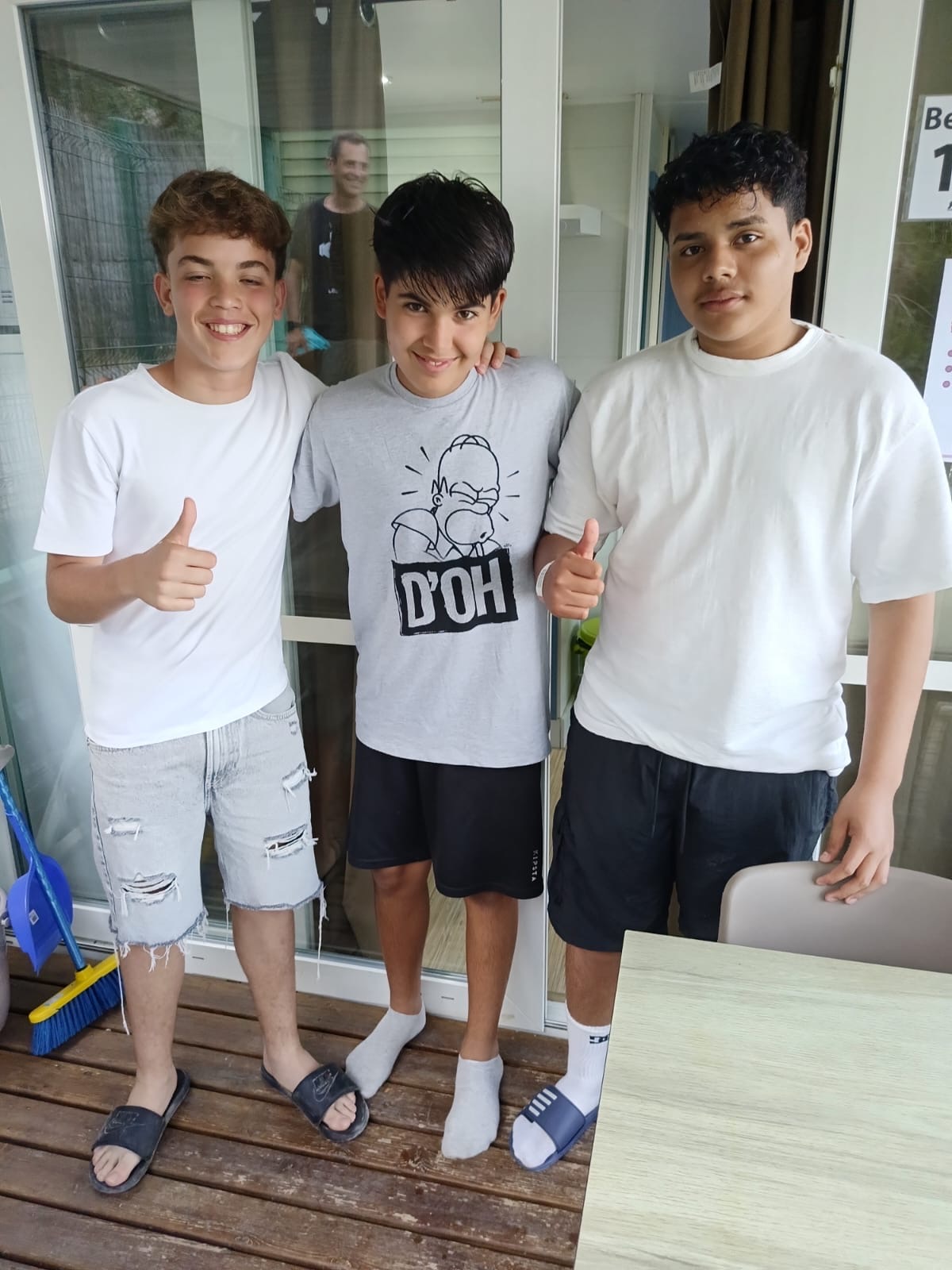 9ab8de49-b866-414e-9f49-2620ad5f5343