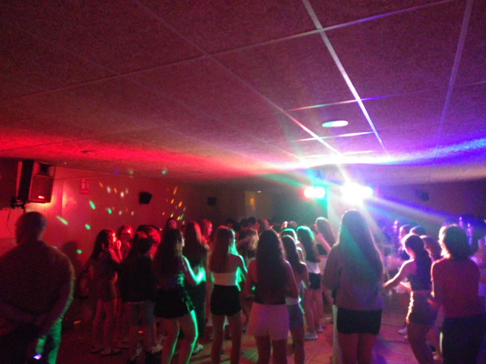 c6dd9996-917b-4a31-8a80-aa8dacd1ce01