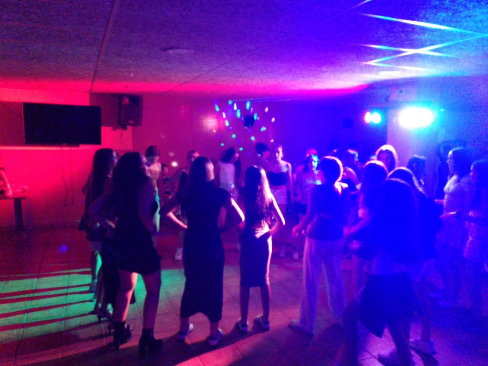 ea24f987-d40a-4979-8797-07ee3a51e0b1(1)