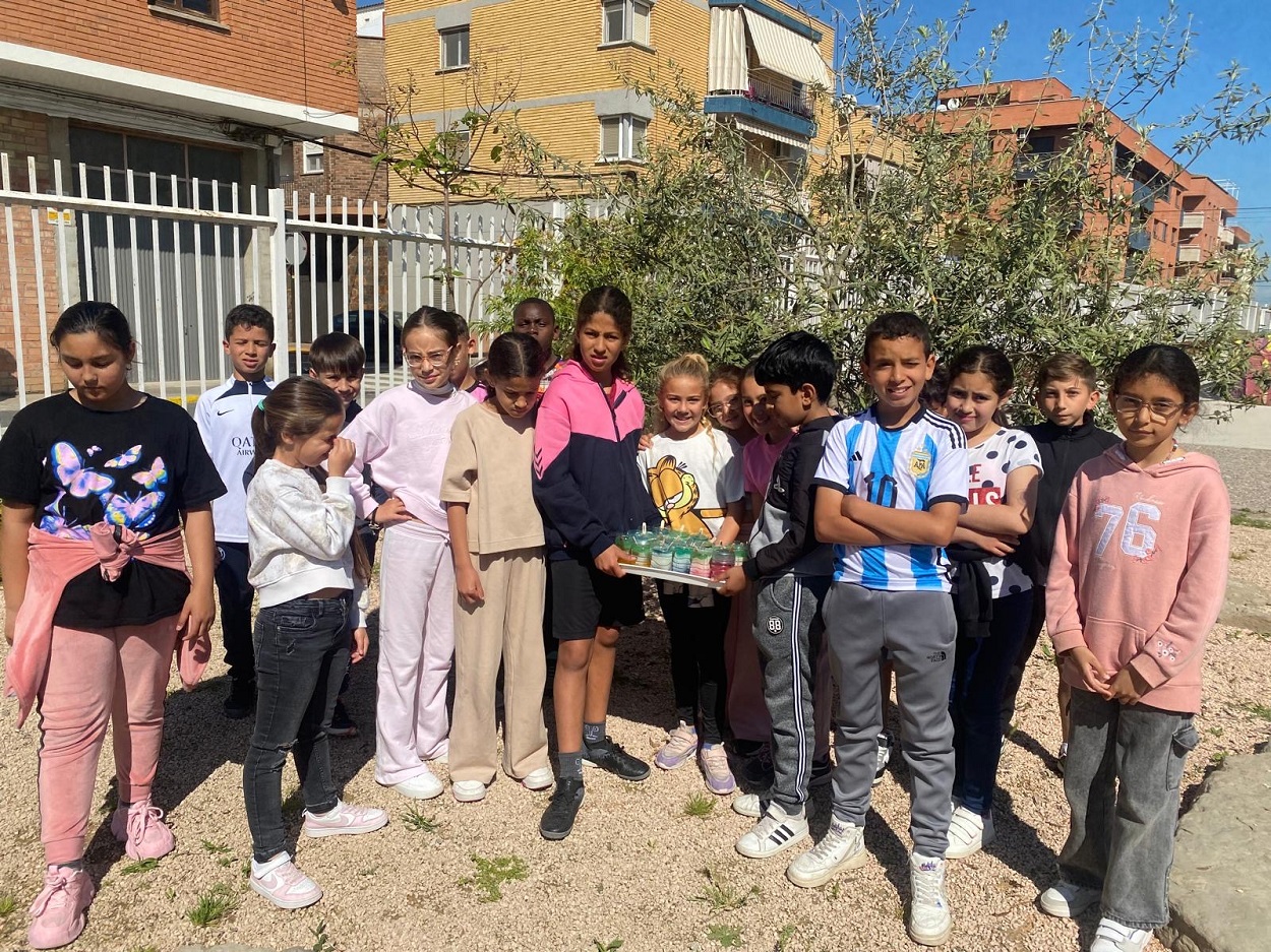 8f83eebc-acf0-4759-853d-1de9f3d28453