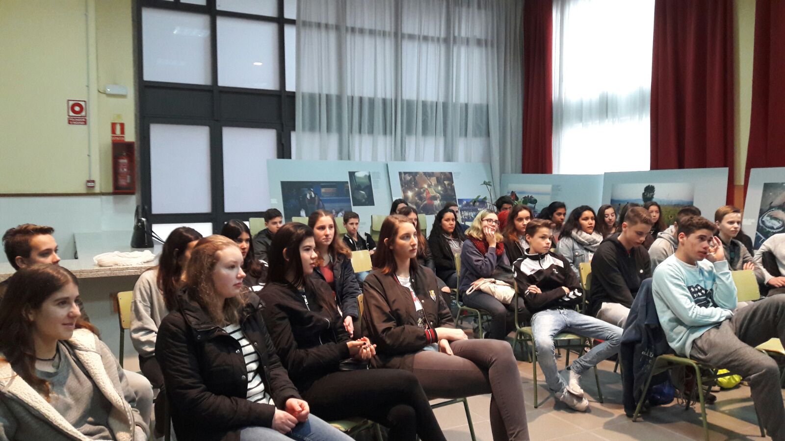 rebuda dels alumnes de l'intercanvi a l'institut