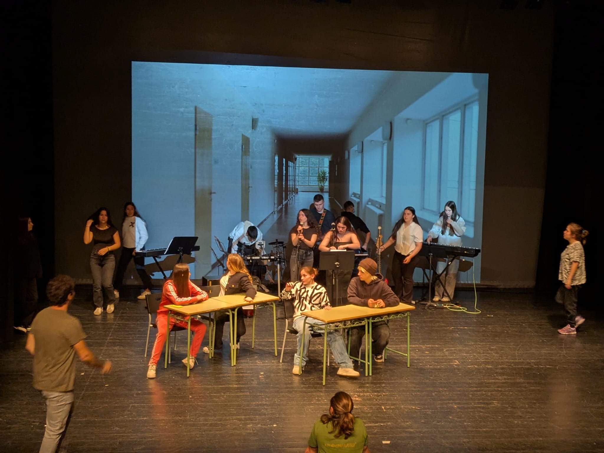 WhatsApp Image 2025-05-07 at 14.01.37