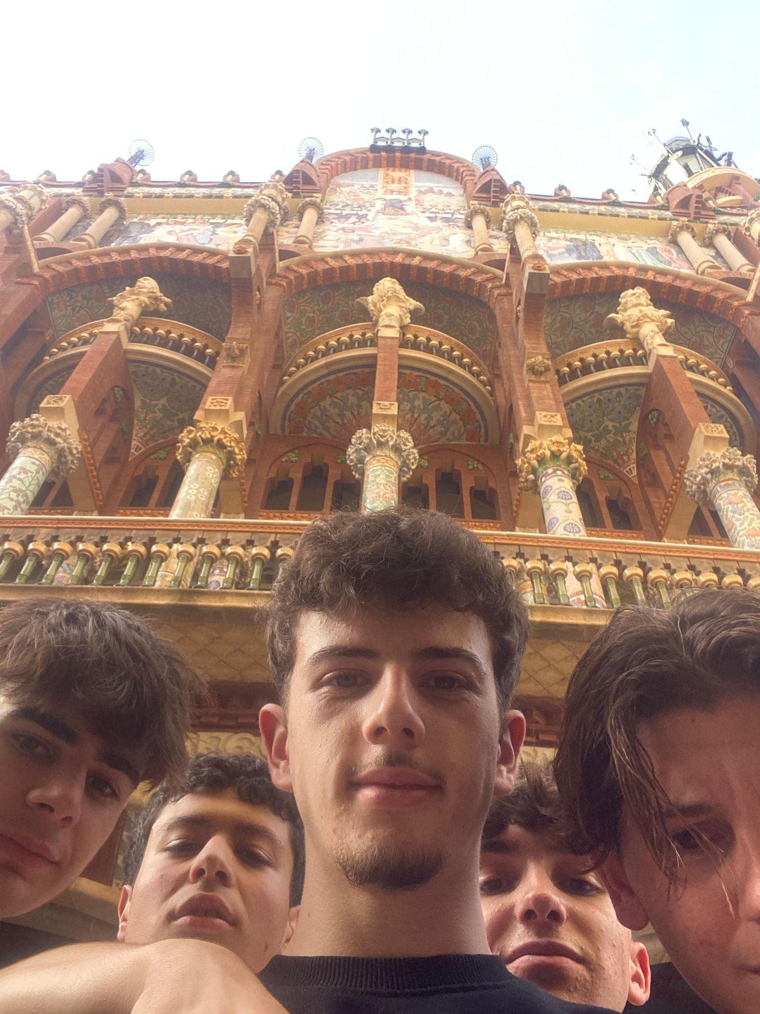 PHOTO-2025-10-23-22-17-36 - Gerard Muñoz