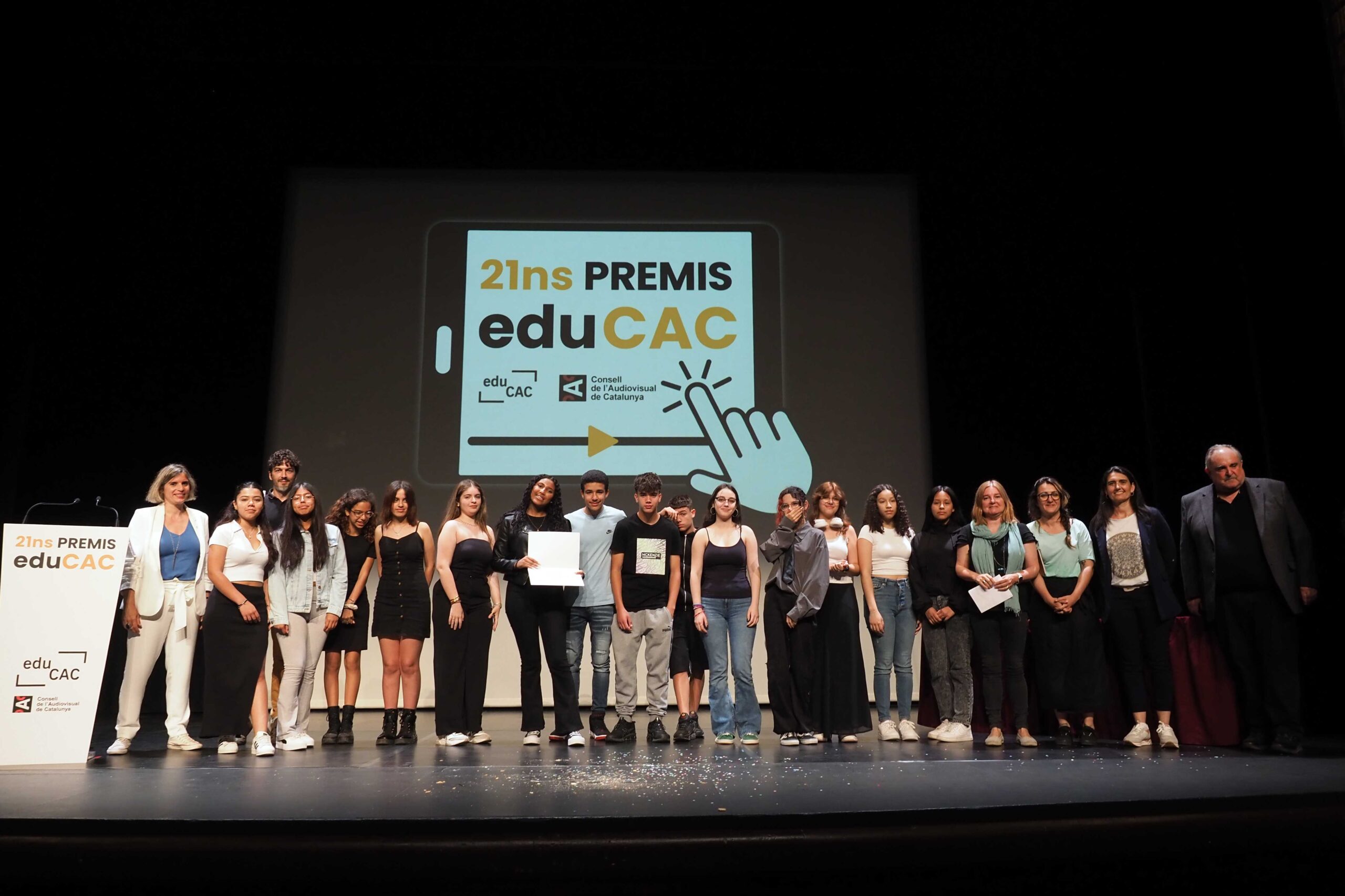 Lliurament dels XX1 Premis eduCaC al Teatre Municipal de Girona.