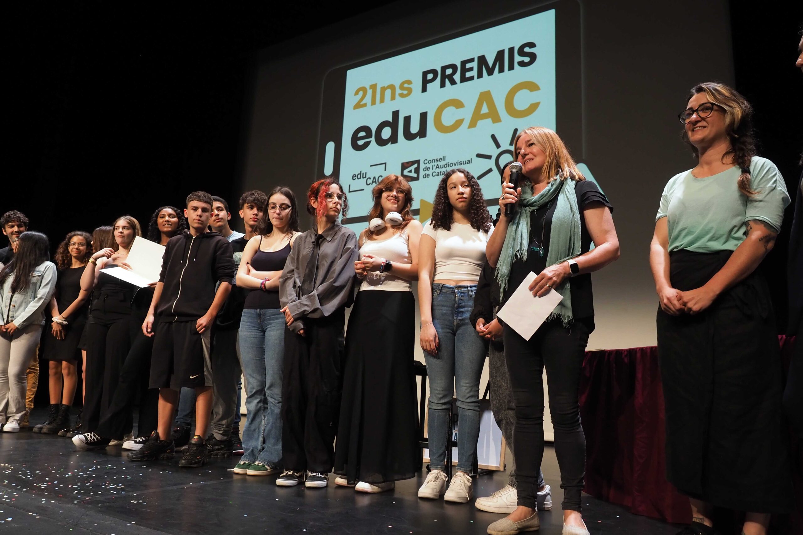 Lliurament dels XX1 Premis eduCaC al Teatre Municipal de Girona.