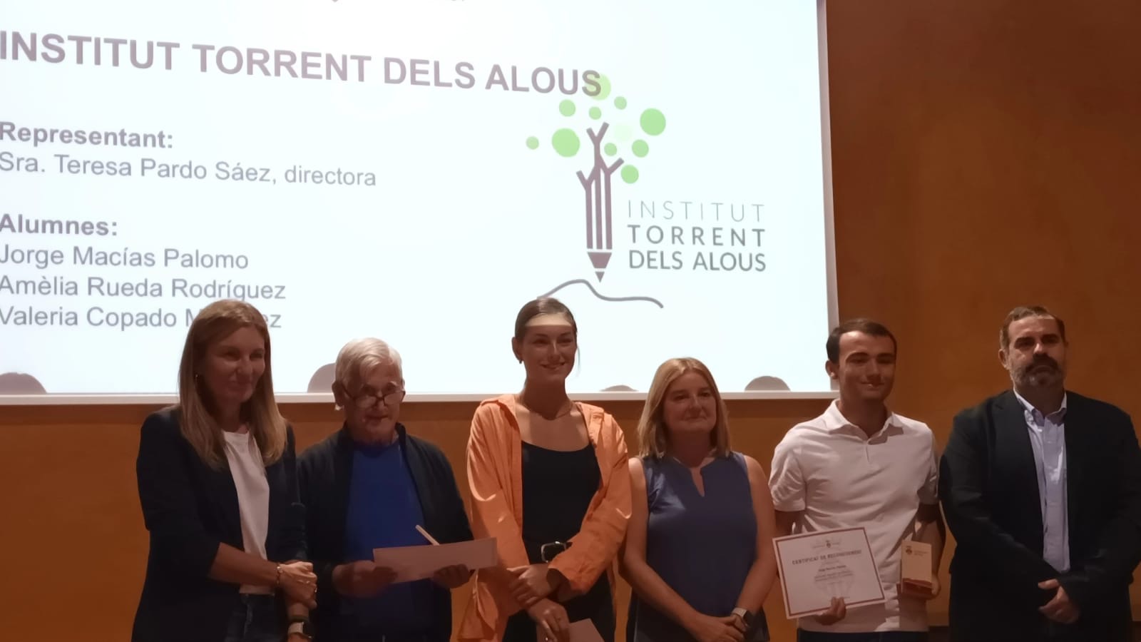 49c96e64-8a3a-41c9-84a6-f4a33a831ef0