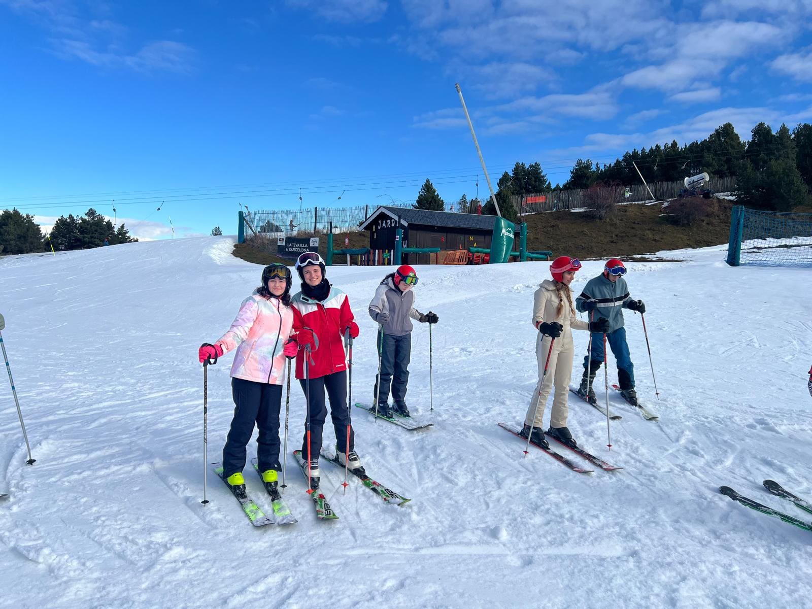 PHOTO-2025-12-17-19-32-16 (1)