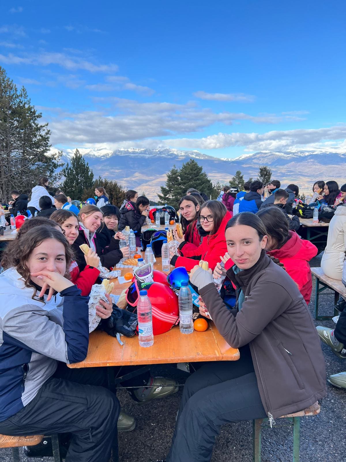 PHOTO-2025-12-17-19-33-30