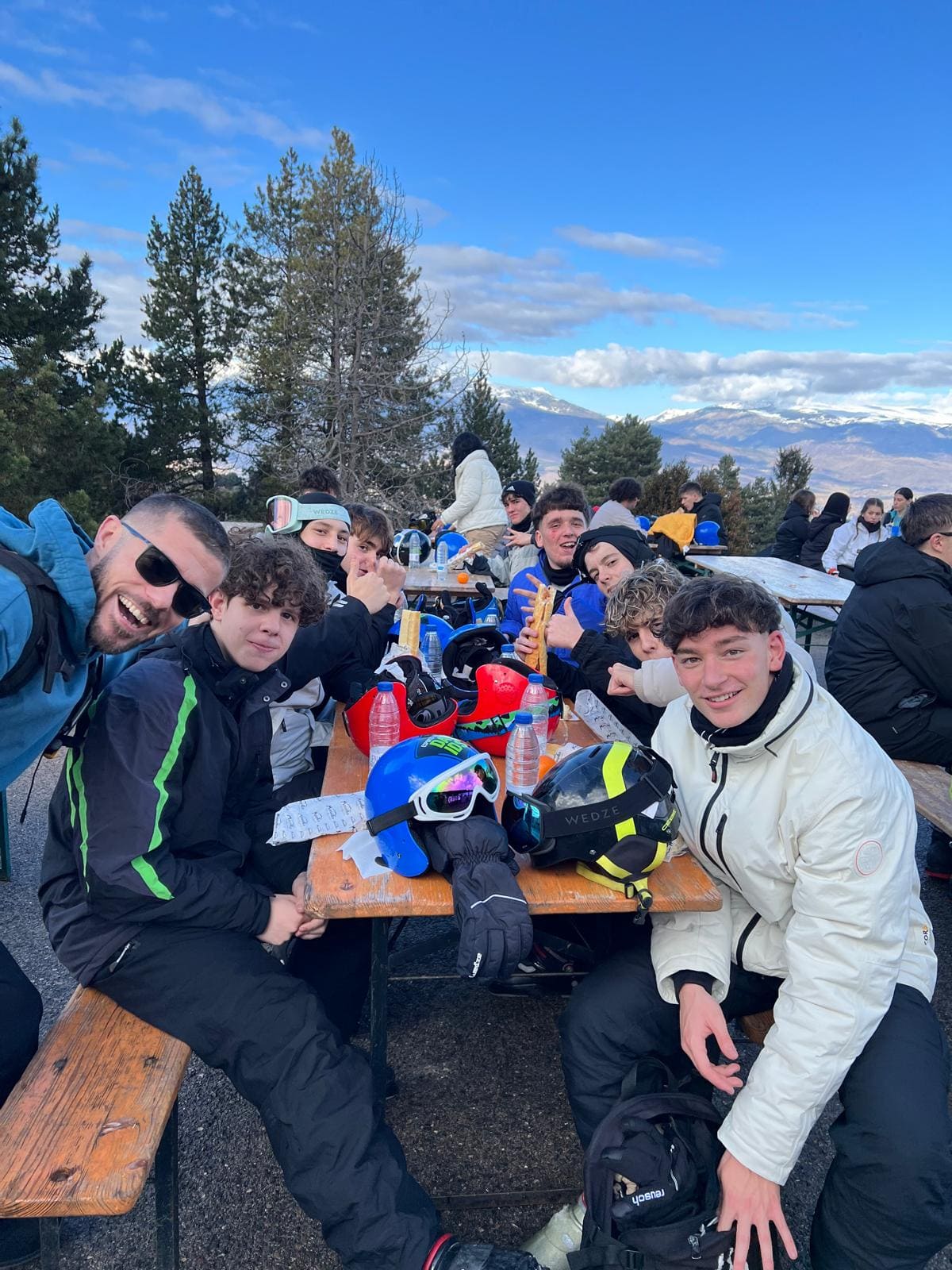 PHOTO-2025-12-17-19-33-31