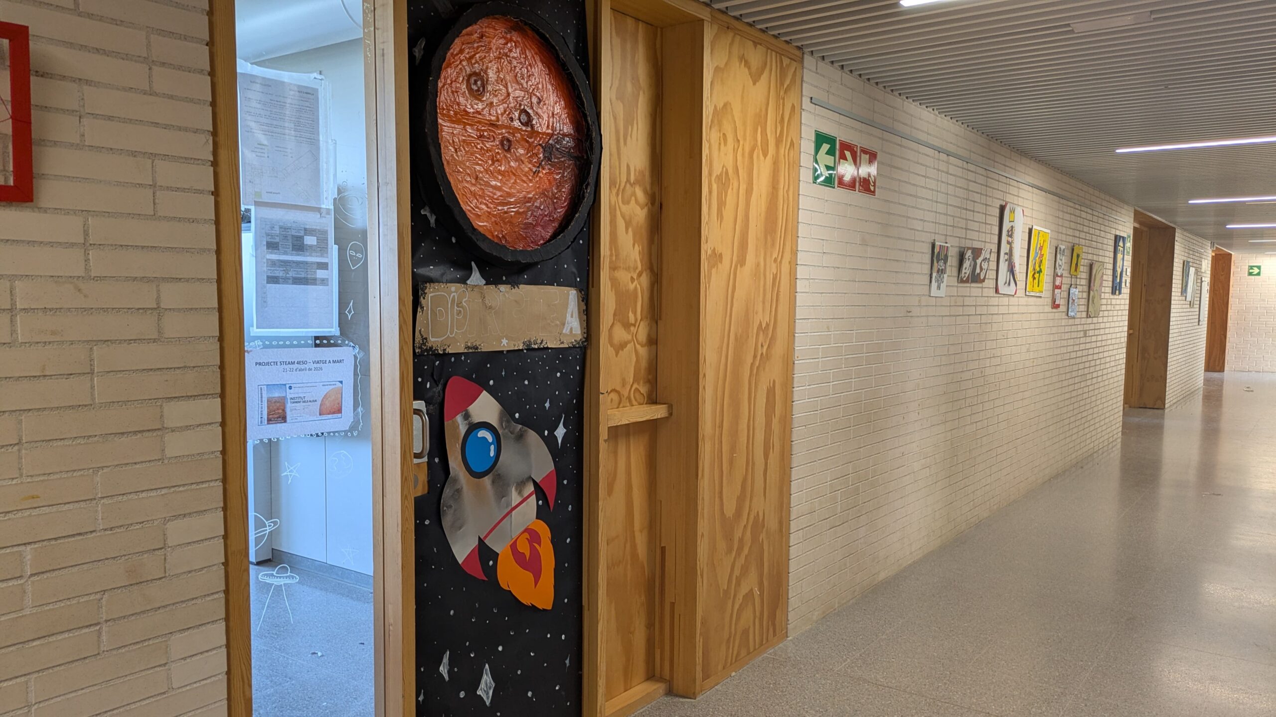 PXL_20260422_123742923