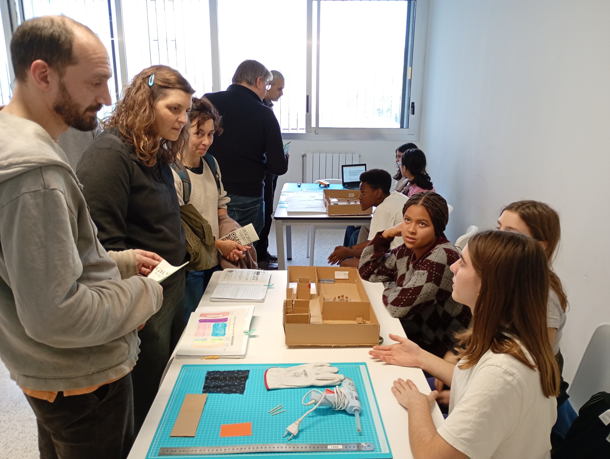 2526-1E-STEAM-1T-20251210_151808617_MFNR