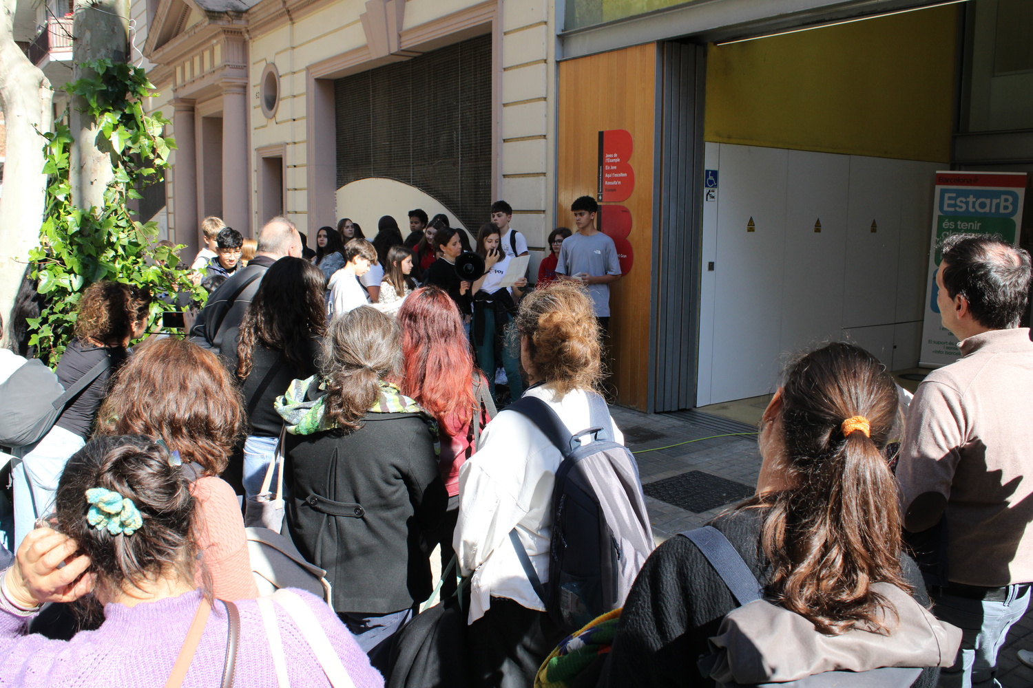 25_25_I Angeleta_presentacio_expo_CBTransformadors_11