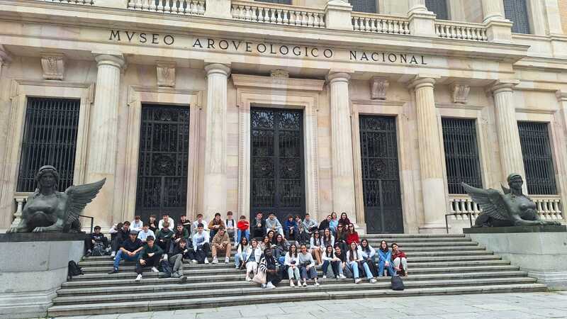 WhatsApp Image 2025-05-07 at 20.26.40 (4)