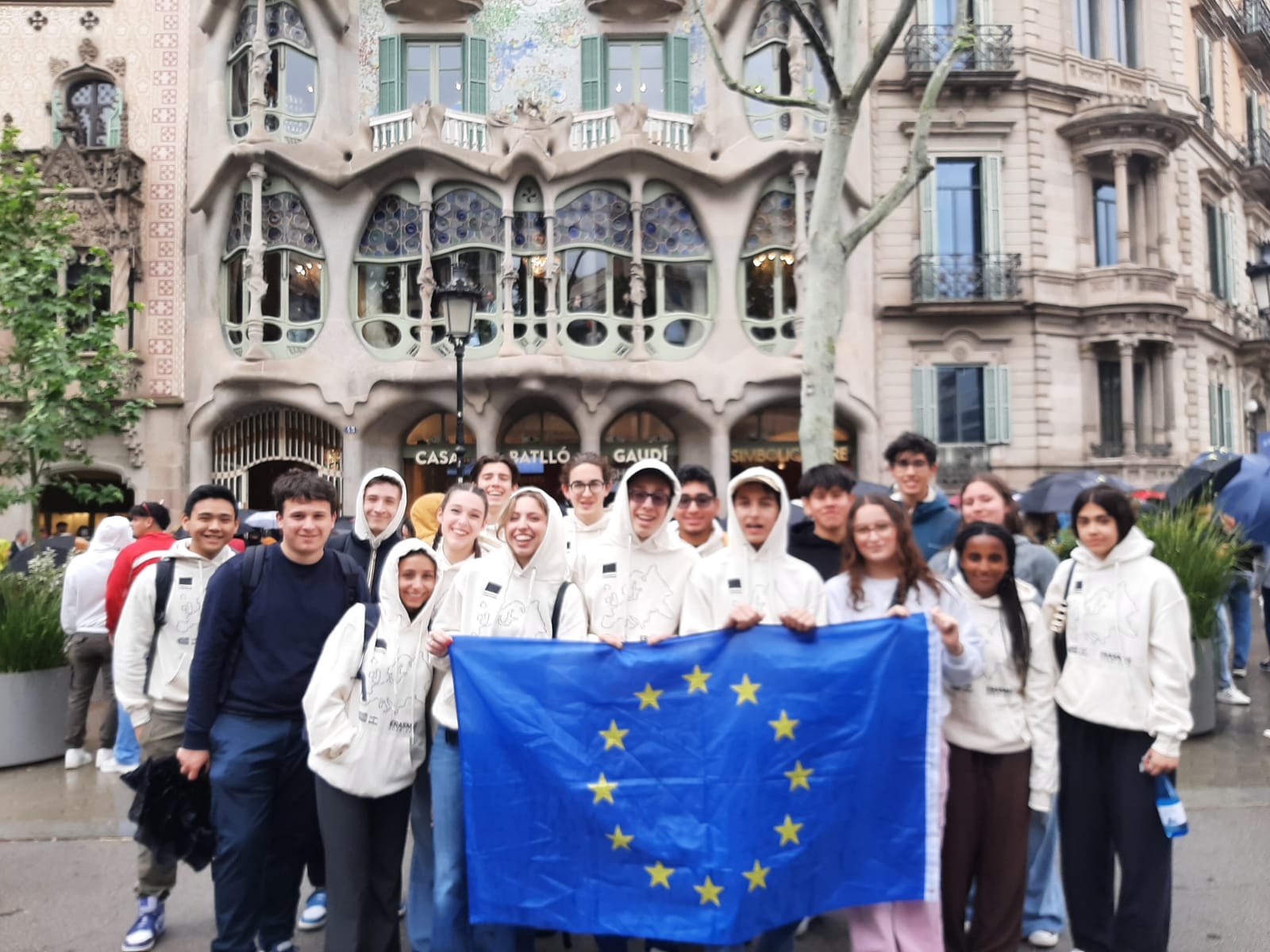 WhatsApp Image 2025-04-26 at 19.13.31 (1)