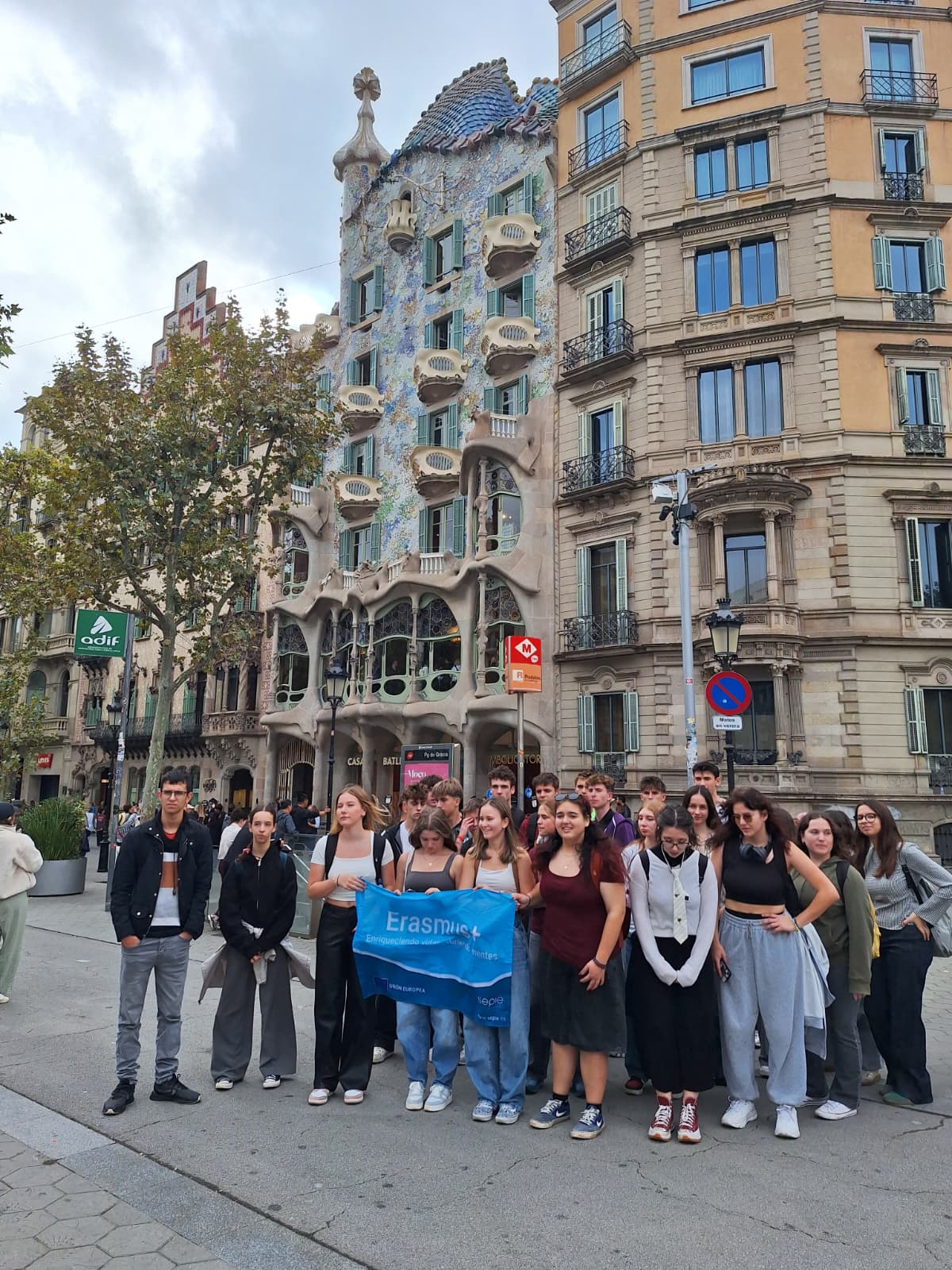 WhatsApp Image 2025-11-13 at 21.21.37