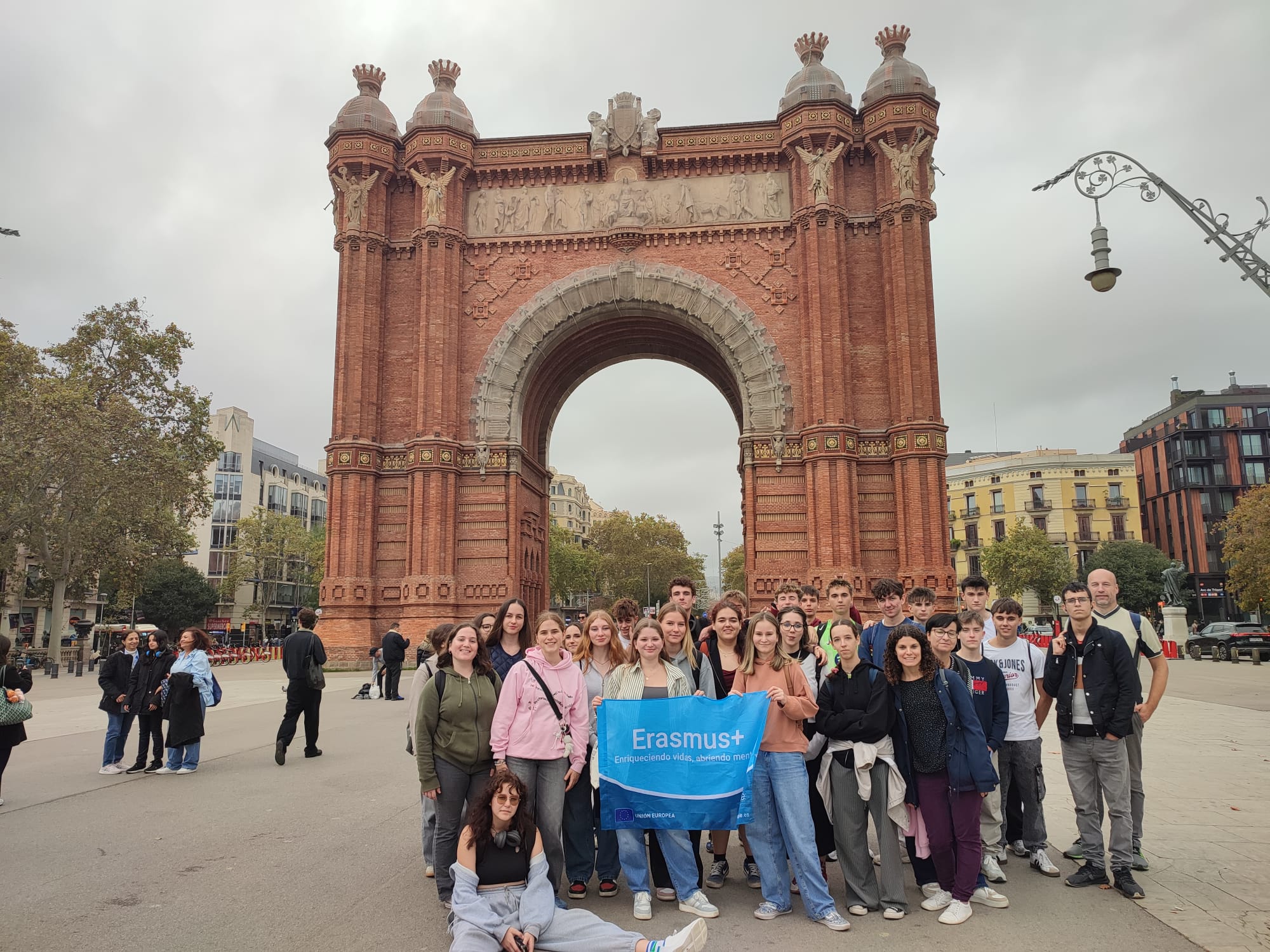 WhatsApp Image 2025-11-13 at 21.23.50