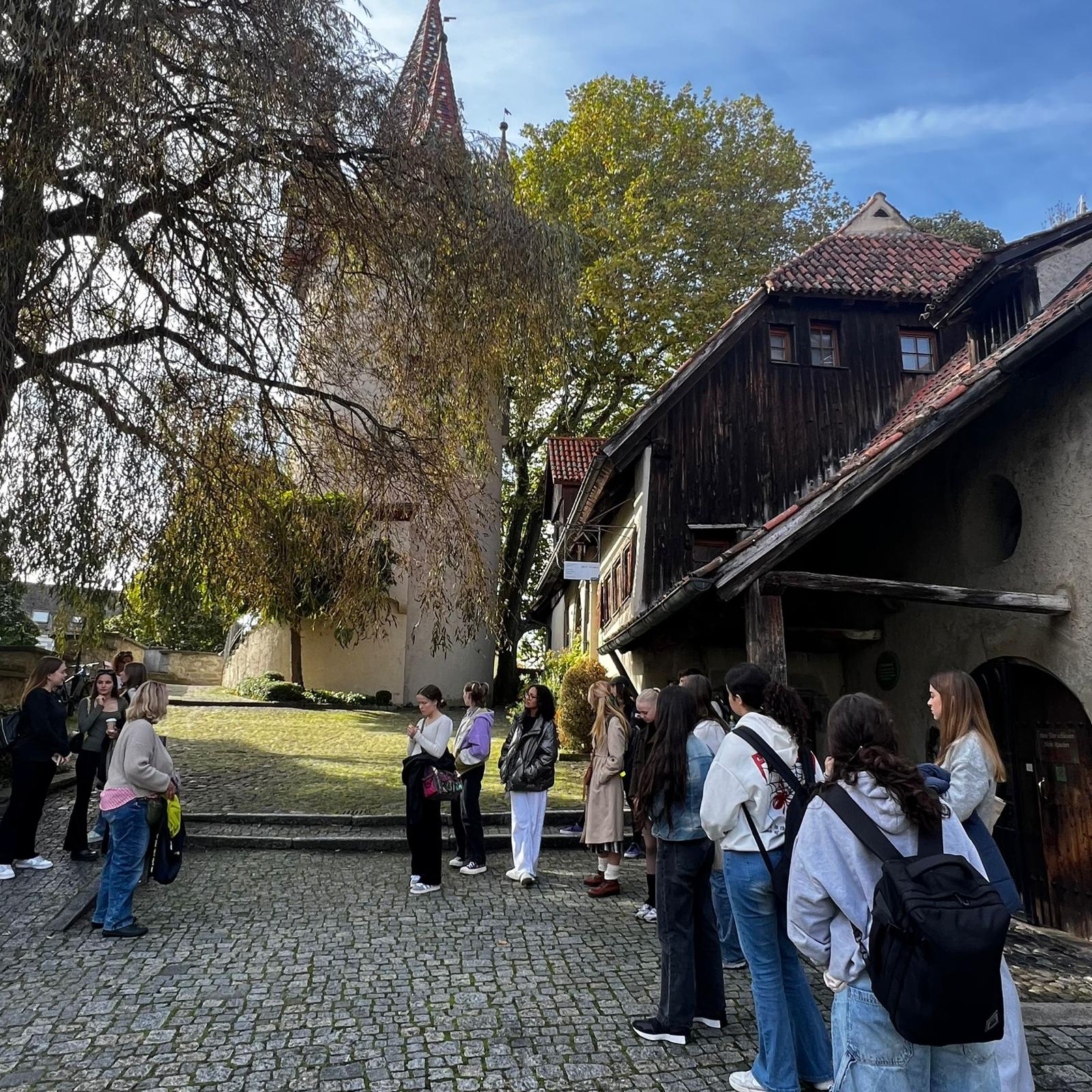 WhatsApp Image 2024-10-10 at 09.23.50