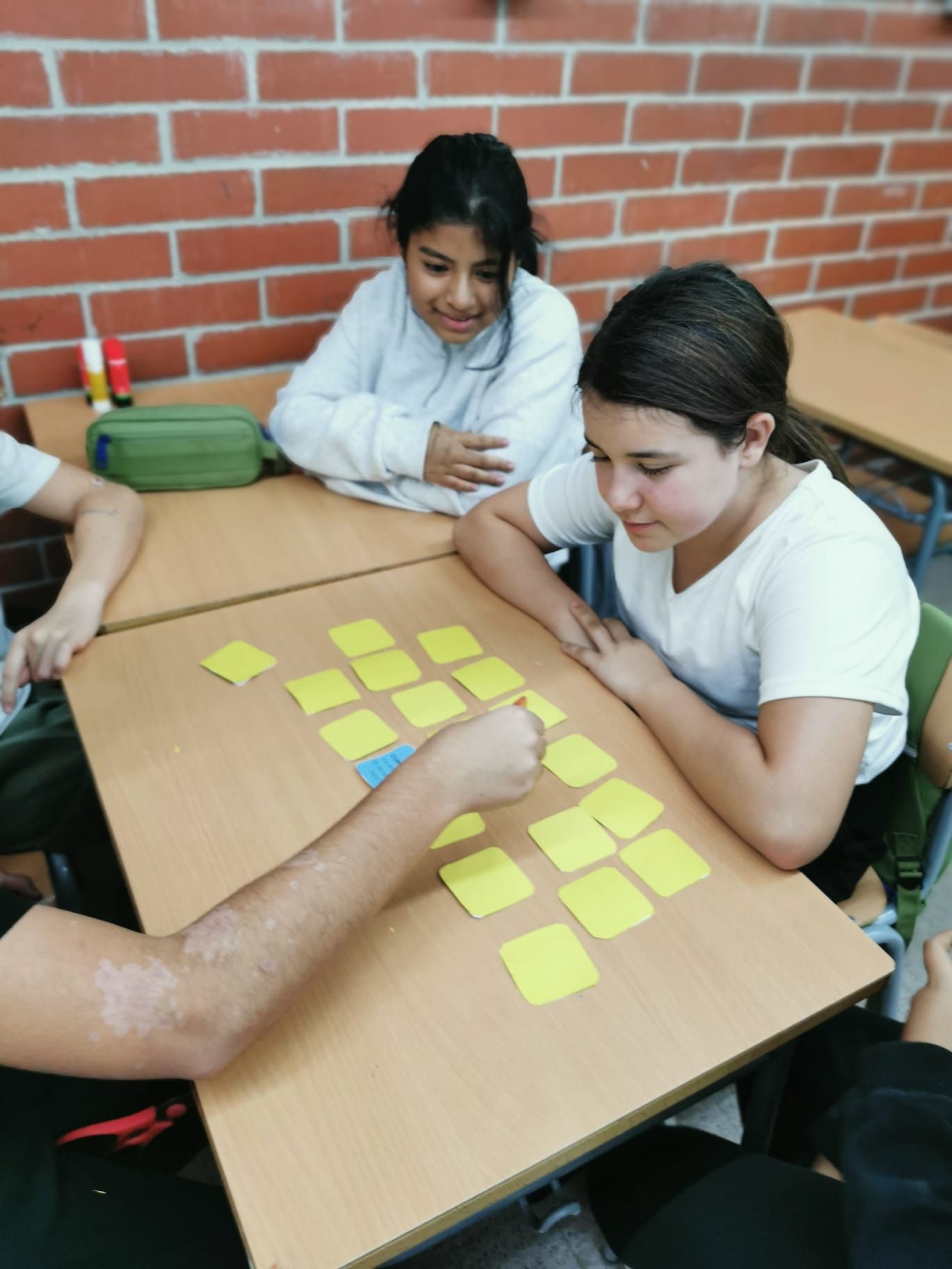 WhatsApp Image 2024-11-13 at 18.20.01