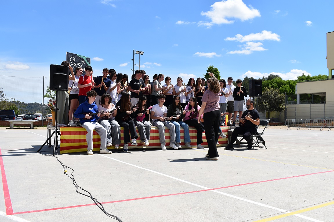 Actuacio ukeleles (1)