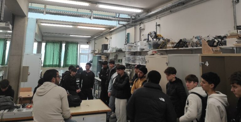 Visita a l’Institut Santa Eugènia