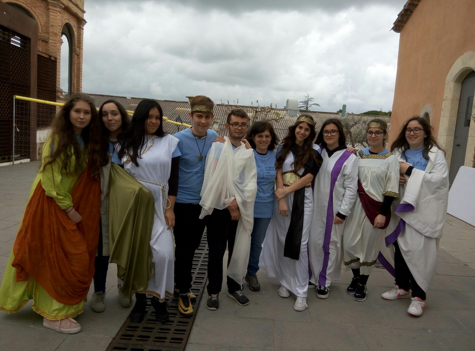 0fdd19e6-5a88-4eae-ac55-0d9a953cc5f0 2