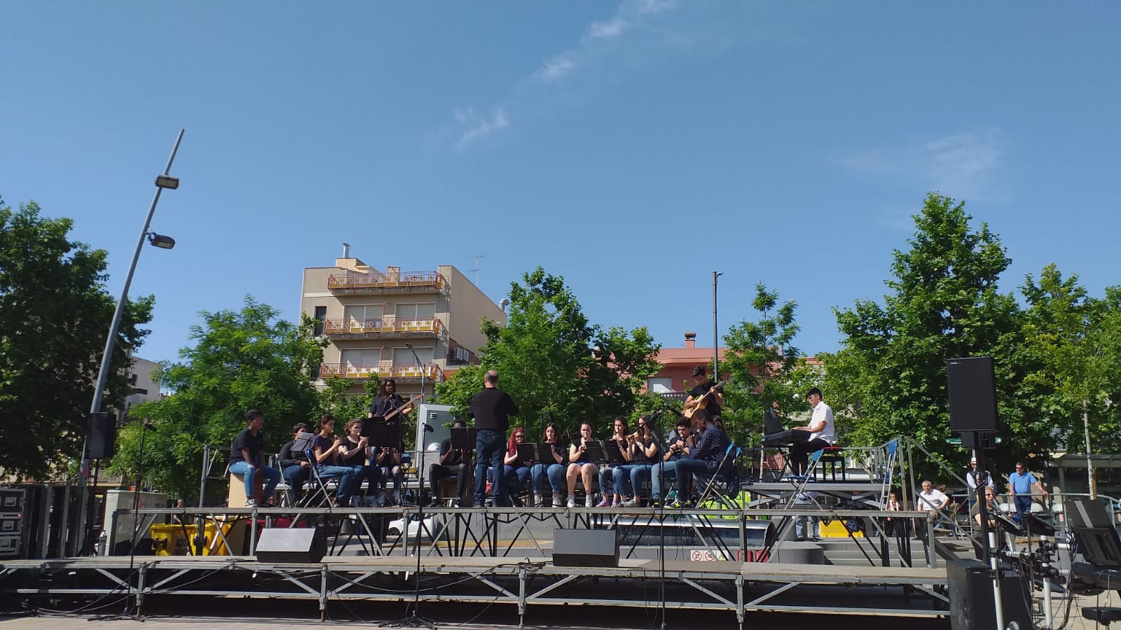 a5bfa098-bf2c-41d7-b584-d8d278844339