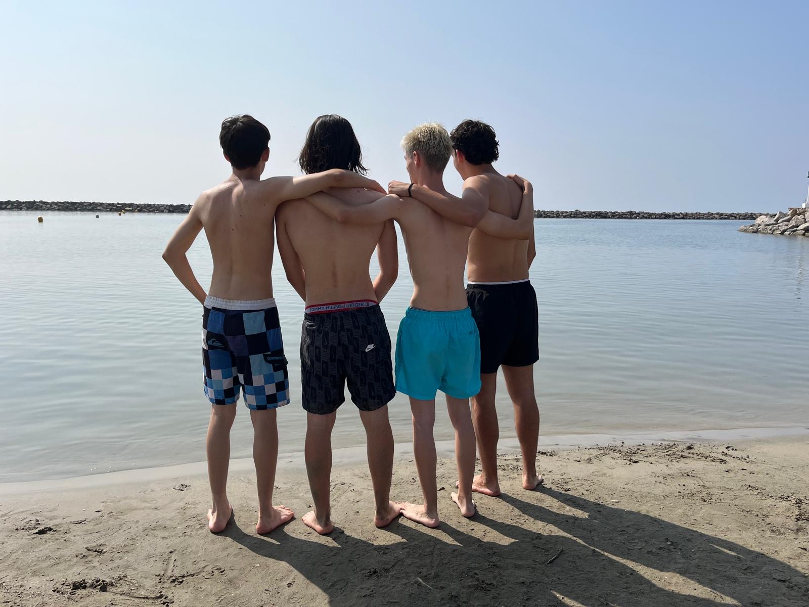 71f322de-f6cb-41e4-9053-f51e53d7f1ad