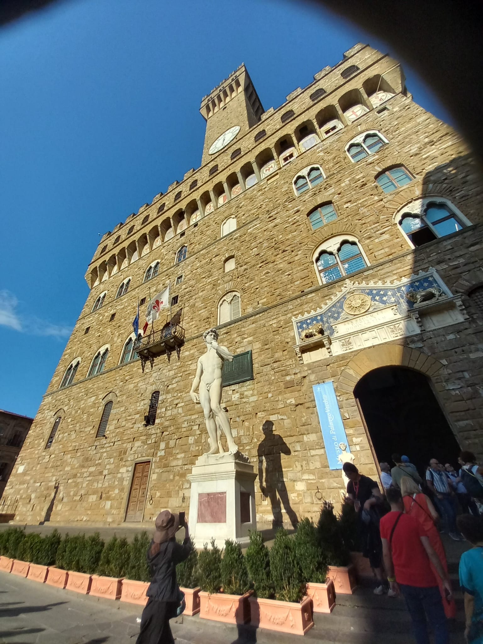 c8bec114-742d-4e1c-be7c-8f473193241f