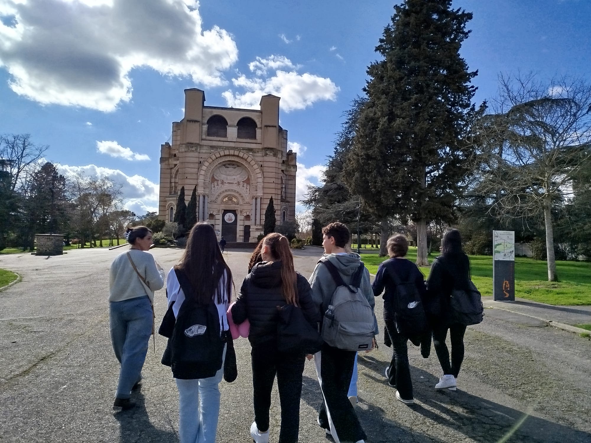 601ee92d-cc38-469d-af54-27ef616ecd9a