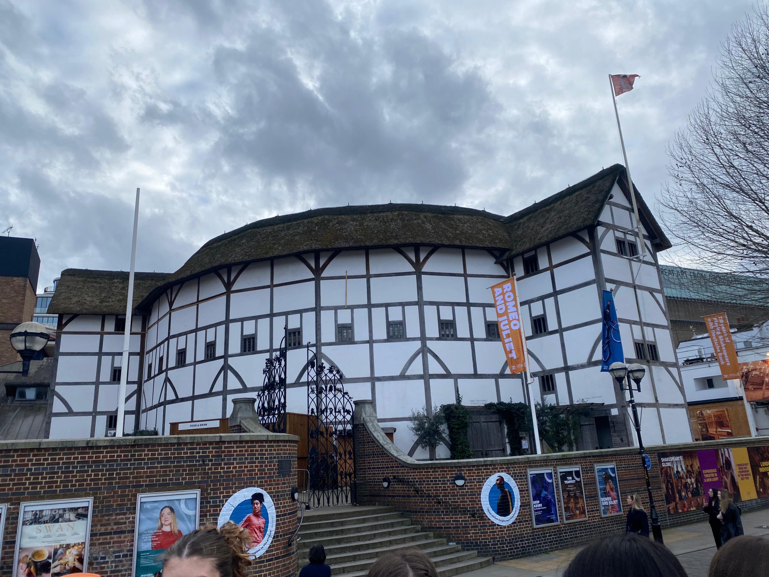 fe48e5e5-6672-4c08-921f-ccb9d40ef119