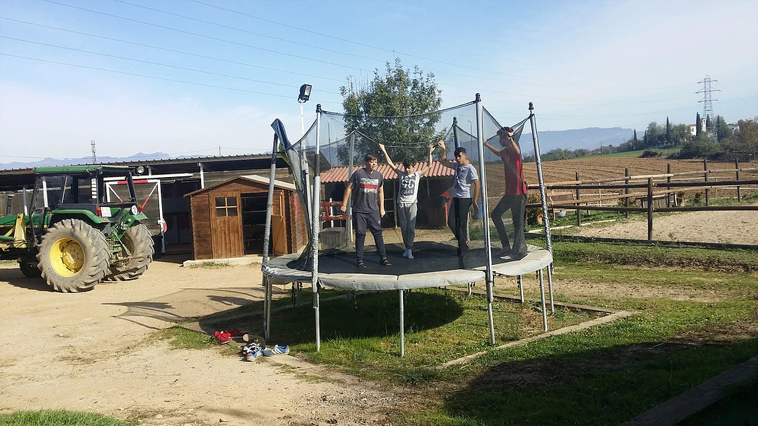 301639_bb110a953530490296147cdf1b911849_mv2_d_2322_1306_s_2