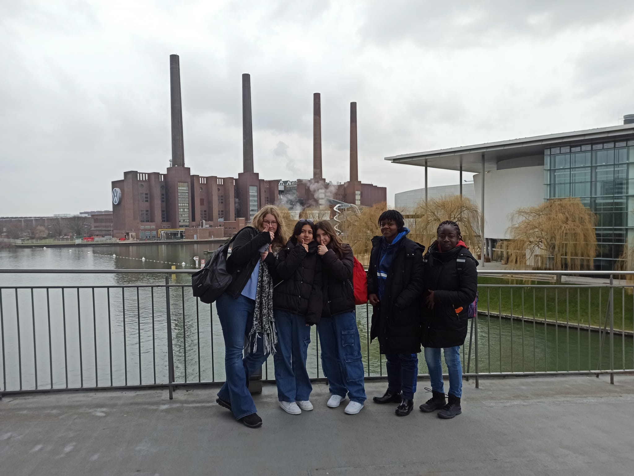 WhatsApp Image 2023-03-08 at 22.02.05 (1)