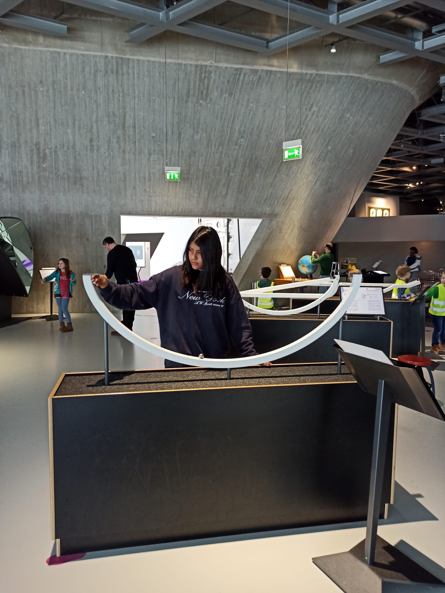 WhatsApp Image 2023-03-08 at 22.02.07