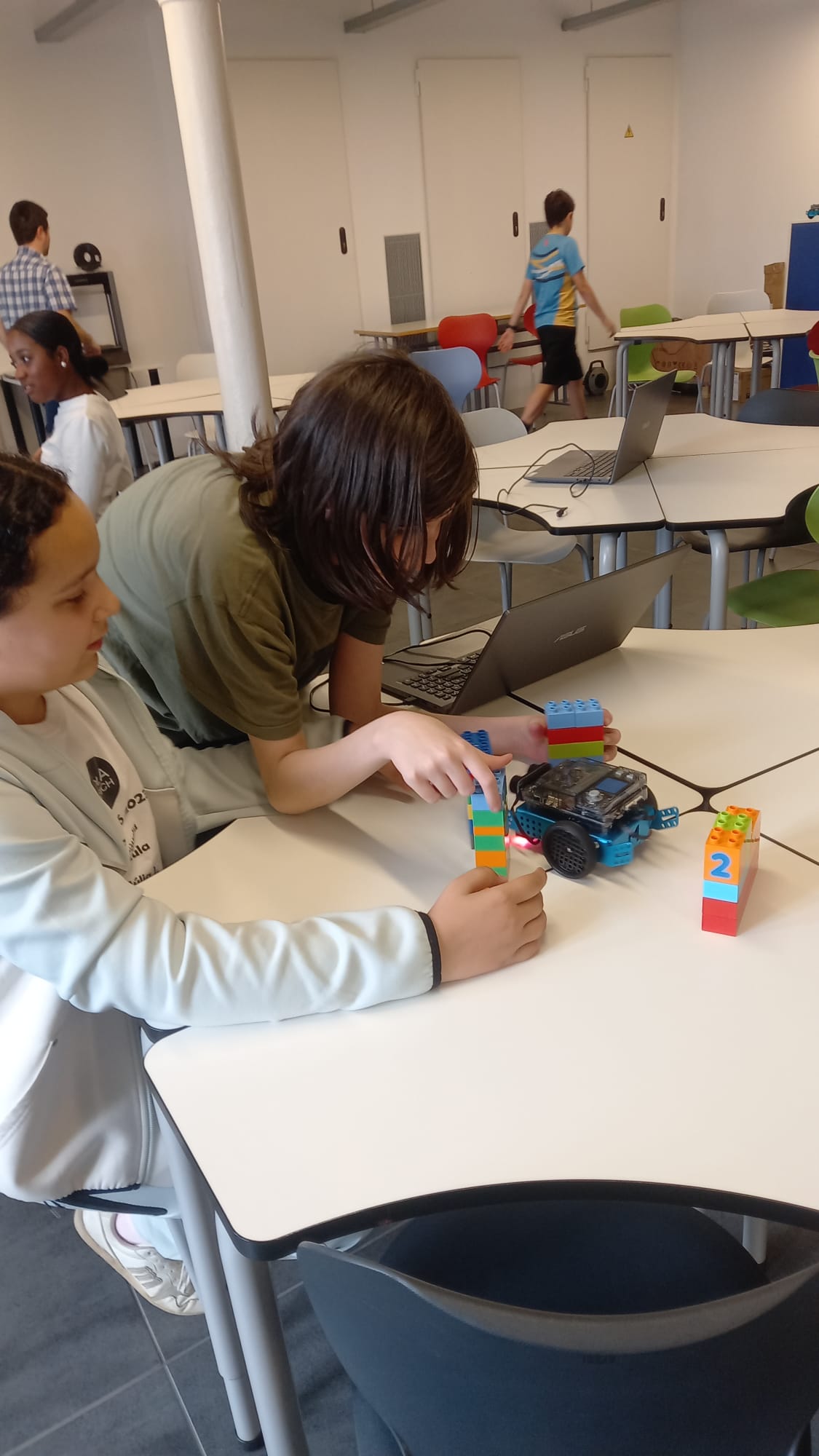 WhatsApp Image 2024-06-11 at 11.22.54 (4)