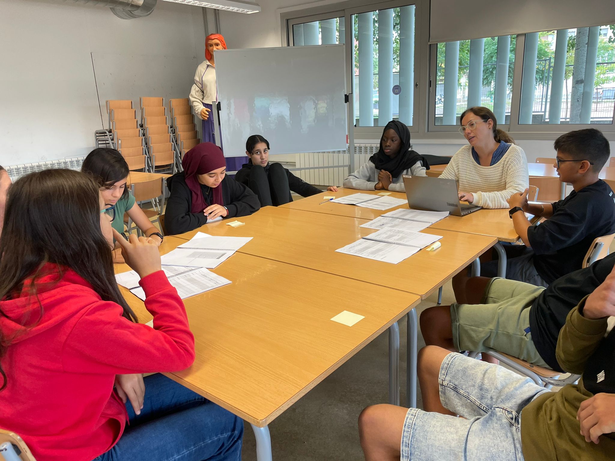 WhatsApp Image 2024-10-04 at 12.33.50 (1)