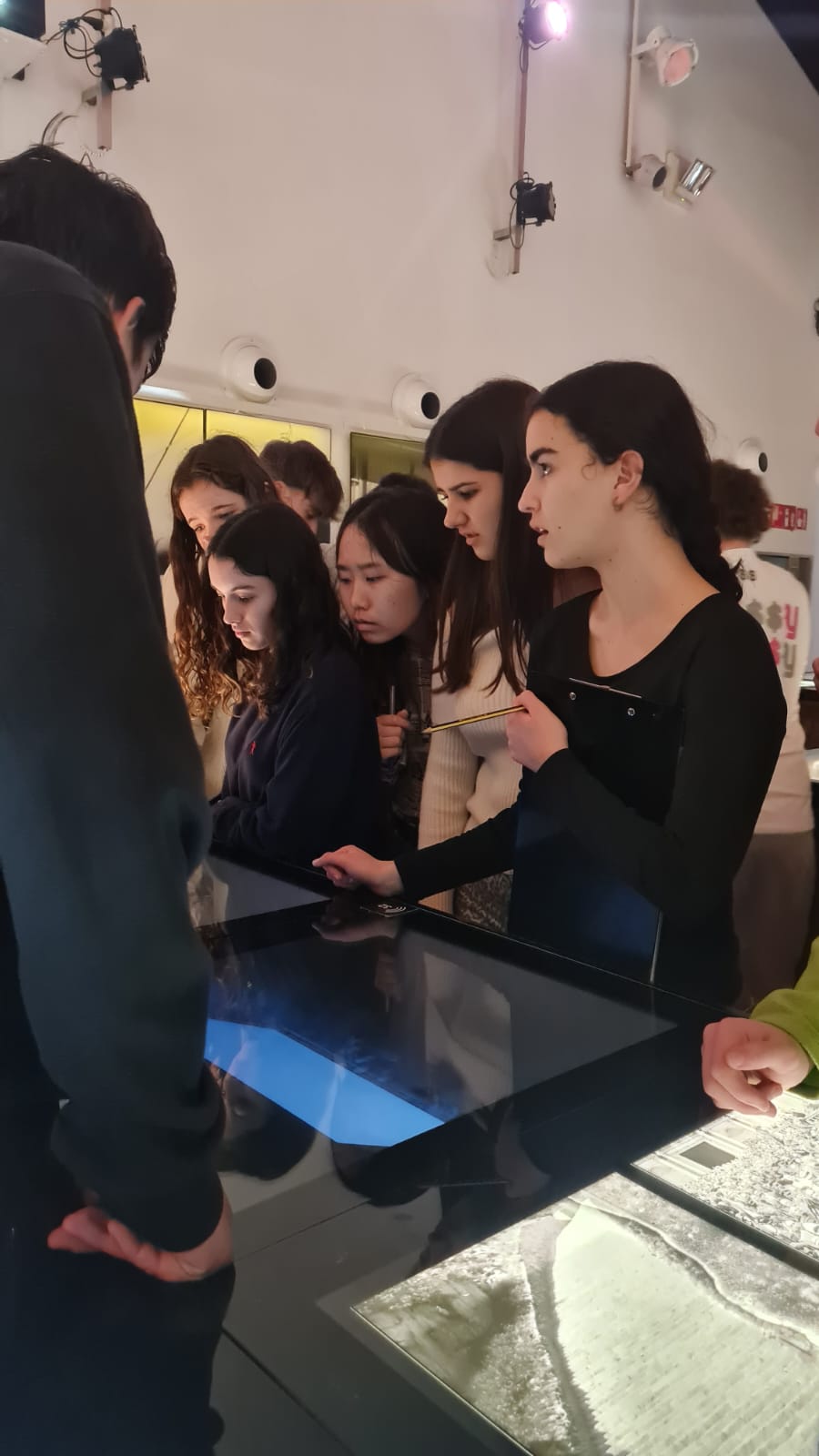 WhatsApp Image 2025-03-06 at 19.34.50 (1)