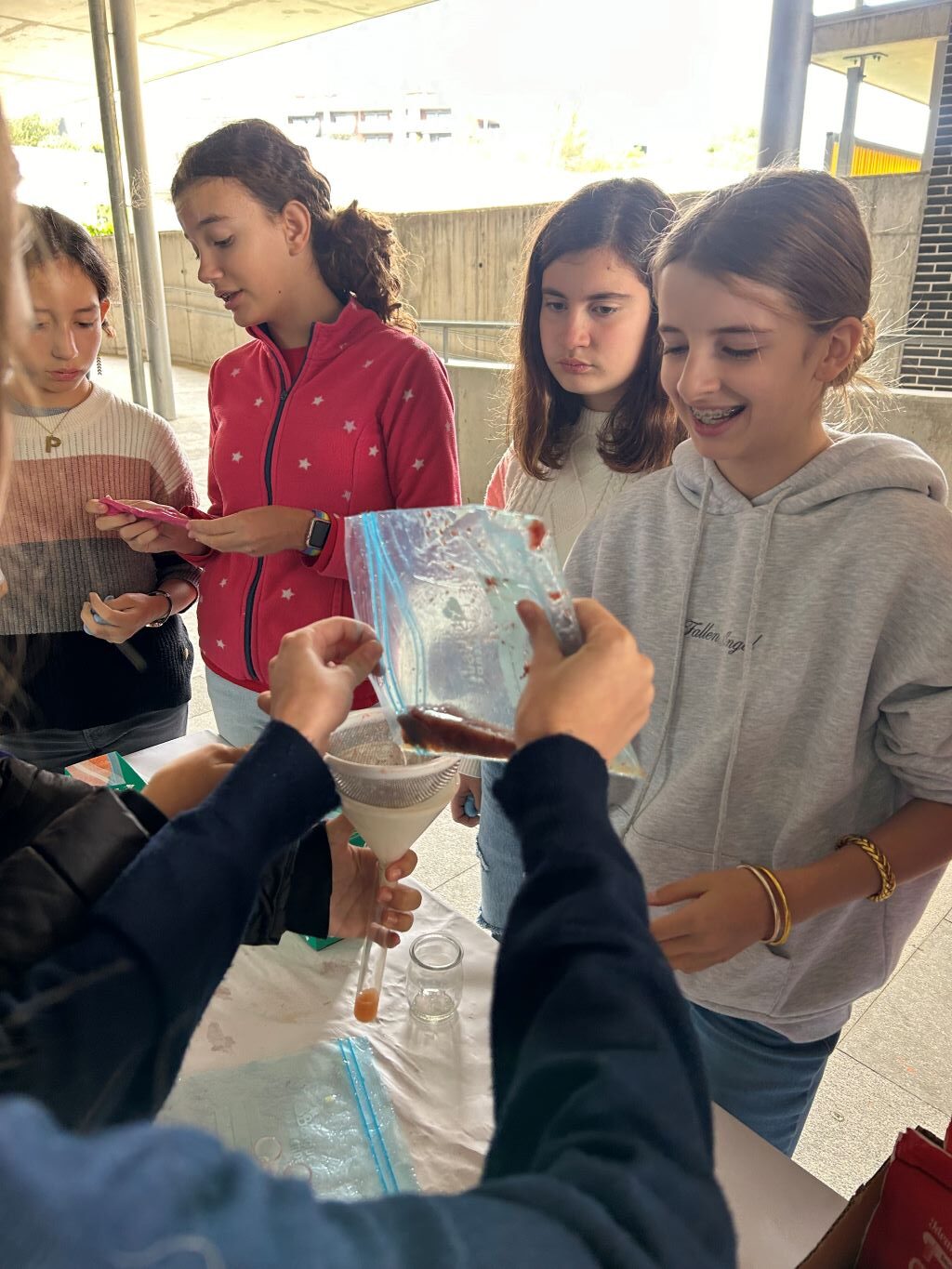 9582BFFD-2B0F-45A8-ADF9-7CBED4E8D2E3