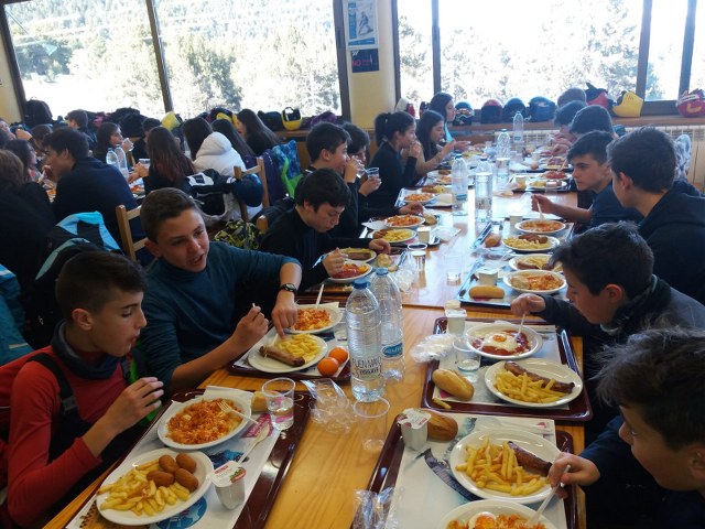 PHOTO-2019-02-20-18-38-13_640x480