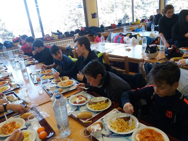 PHOTO-2019-02-20-18-38-27_640x480