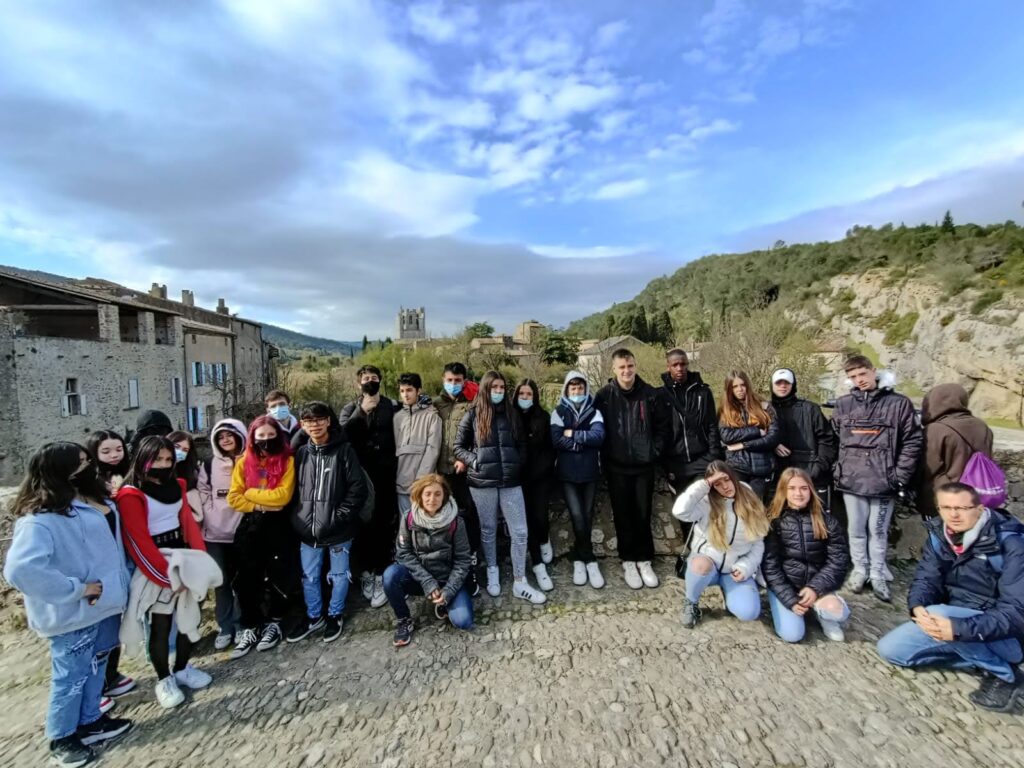 Alumnat de 3r al pont medieval de La Grassa